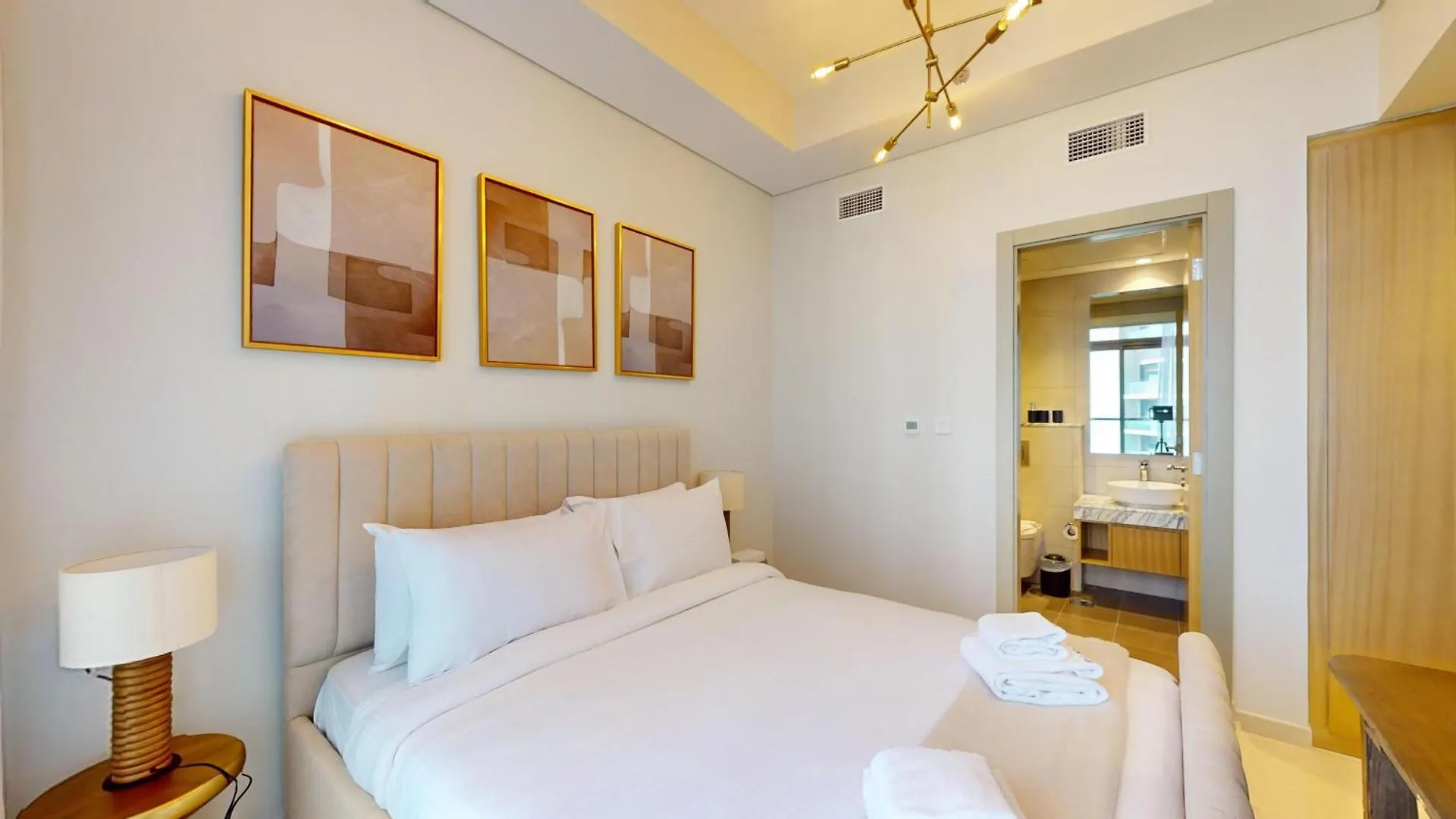 Primestay - Canal View 2Br In Aykon City Tower - Business Bay Dubai United Arab Emirates